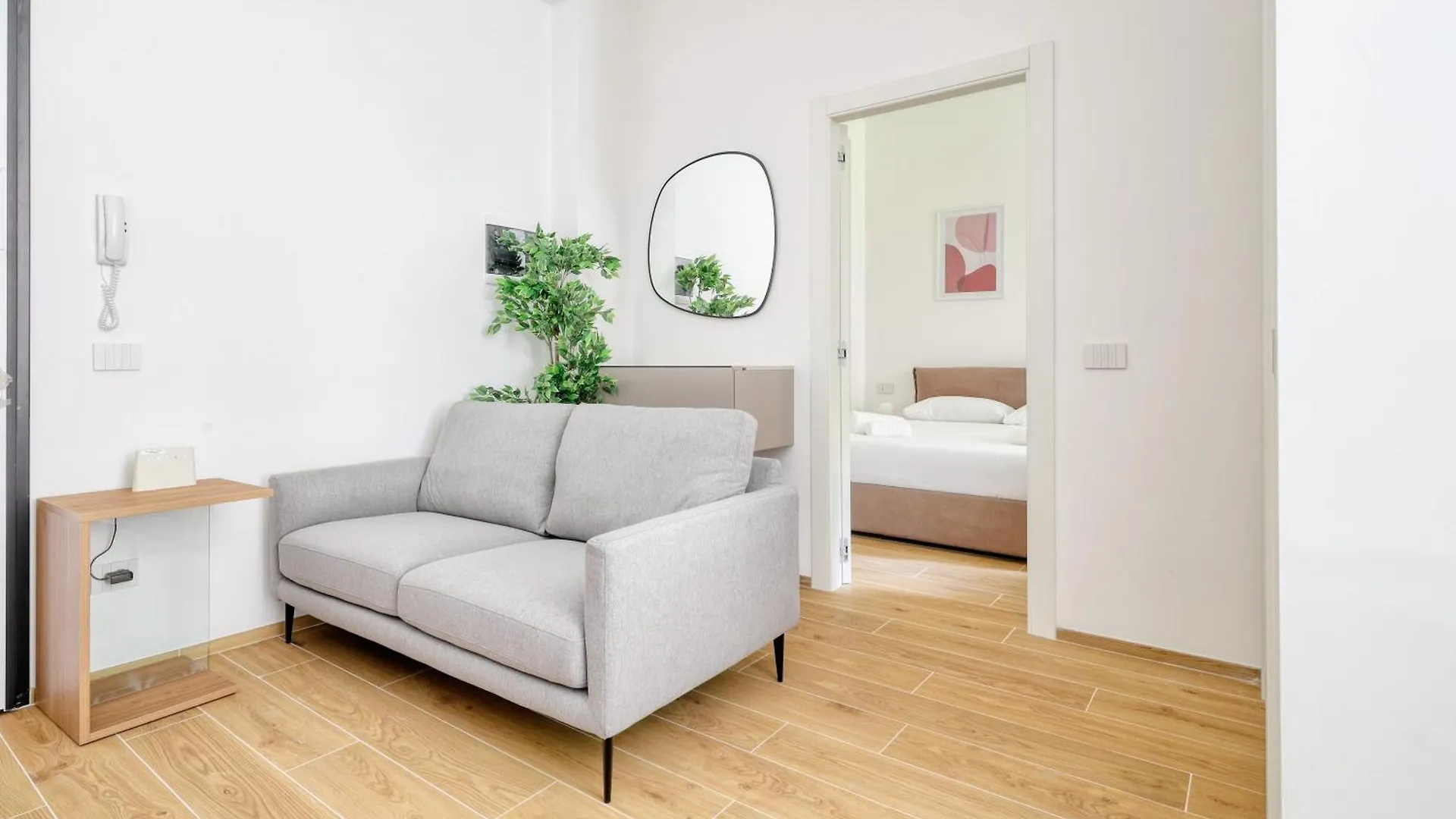 Joivy Delightful 1-Bed Flat Near Navigli Canals Milano